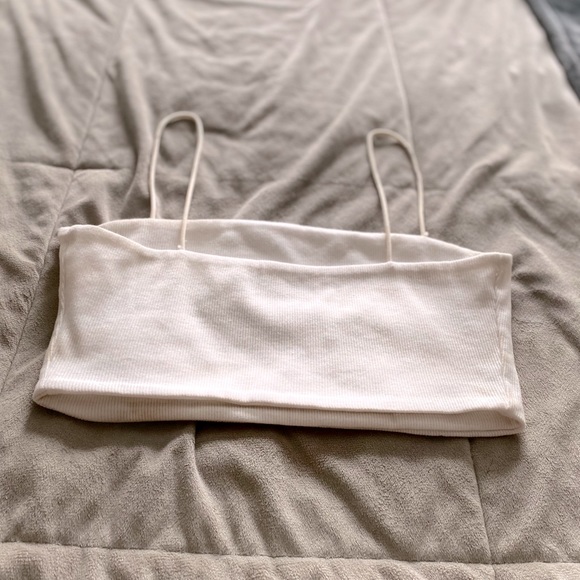 SOLD Ribbed White Crop Top - Picture 3 of 4